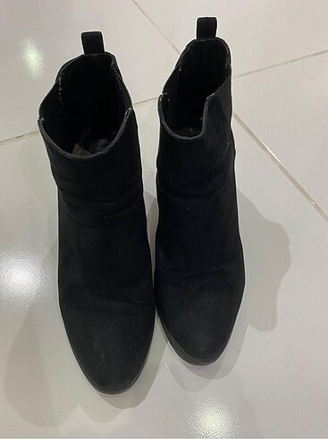 37 Beden Stradivarius bot