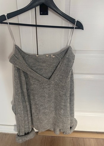 Gri V Yakalı Örgü crop Kazak - Görsel 3