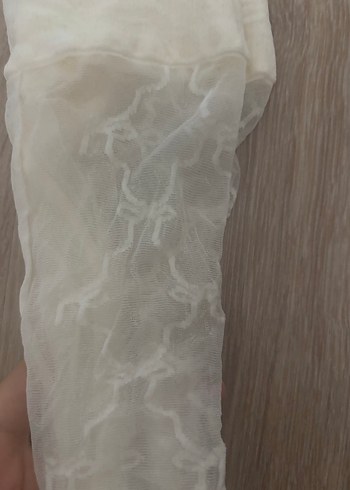 Beyaz fiyonklu Külotlu Çorap - Görsel 2