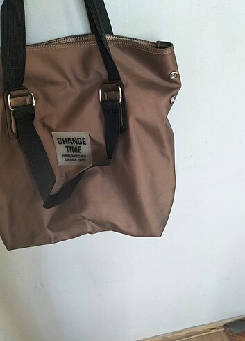 Kahverengi kol çantası 