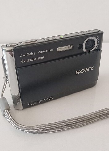 Sony Cyber-Shot DSC-T70 Dijital Fotoğraf Makinesi 8.1 Megapiksel