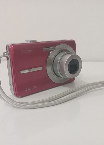 Kodak EasyShare M1063 Dijital Fotoğraf Makinesi 10.1 Megapiksel 