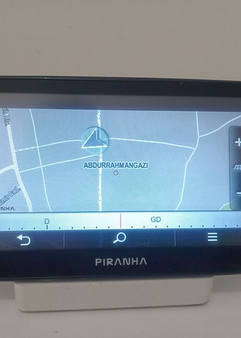 Piranha noTraffic M Type 5.0 İnç Navigasyon Cihazı - Görsel 3