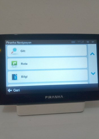 Piranha noTraffic M Type 5.0 İnç Navigasyon Cihazı - Görsel 2