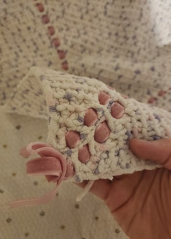 El örgüsü Bej Nakışlı bebek Battaniyesi - Görsel 4