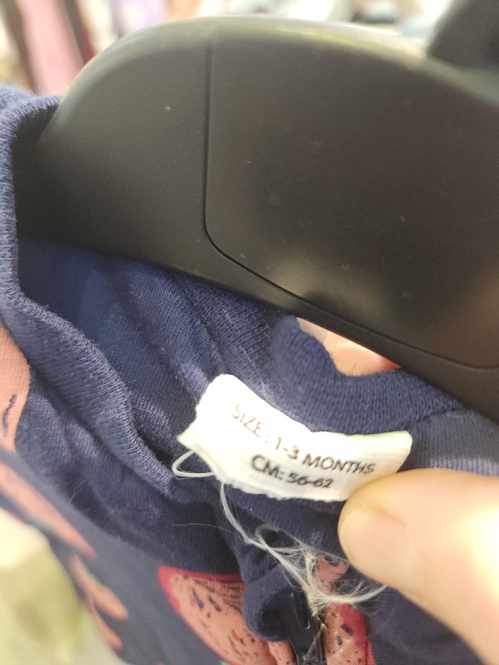 Kız Bebek Çilek Desenli Fermuarlı Tulumu - Görsel 3