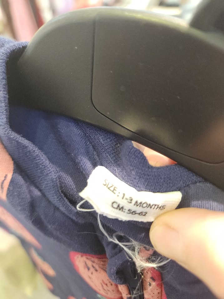 Kız Bebek Çilek Desenli Fermuarlı Tulumu - Görsel 2