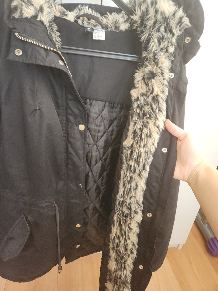 Siyah Kadın Midi Boy Kürklü mont - Görsel 3