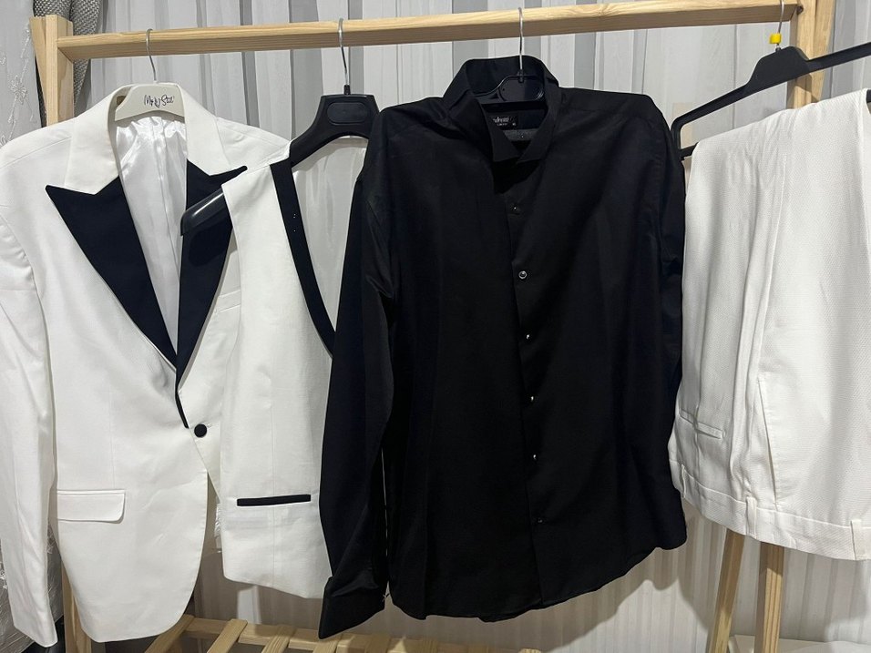 Düğmeli Beyaz Notch Yaka Smokin Ceket Pantolon Yelek Gömlek - Görsel 3