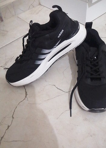 Adidas Adidas Siyah Bağcıklı kadın Spor Ayakkabı
