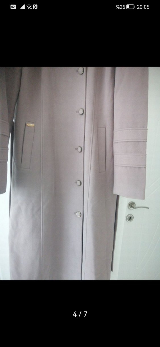 Bej Uzun Düğmeli Kadın Kaban - Görsel 4