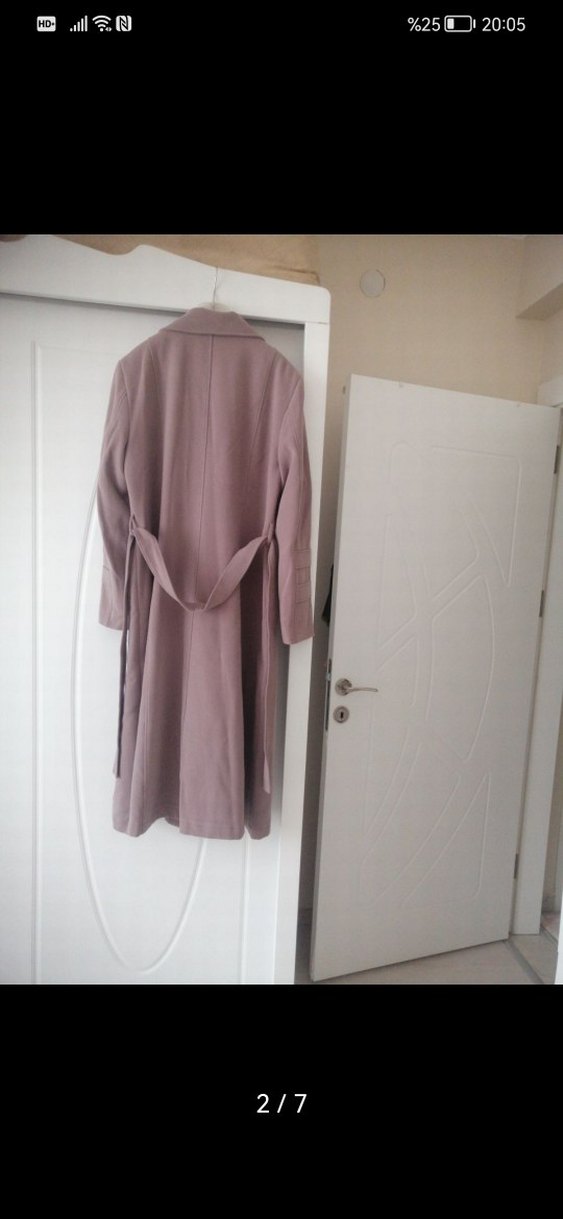 Bej Uzun Düğmeli Kadın Kaban - Görsel 2