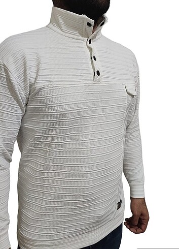 Dik yaka düğmeli sweatshirt