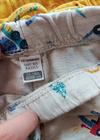 1,5 Yaş Beden çeşitli Renk Renkli Kapşonlu Erkek Bebek Takımı ve Pantolonlar