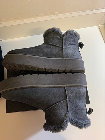 oysho ugg