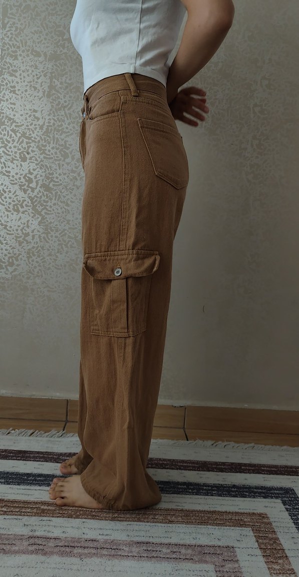 Zara
Kahverengi Kargo Pantolon. — görsel 2/5