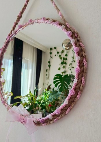 Diğer Pembe Pastel Yuvarlak Duvar Aynası jut