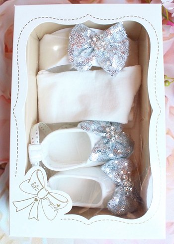 Gümüş fiyonklu bebek saç bandı patik set - Görsel 4