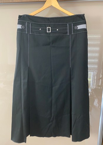 Kemer Detaylı Siyah Uzun Gotik Etek