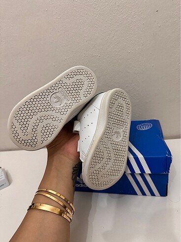 22 Beden beyaz Renk Adidas