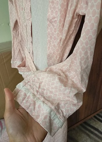 Diğer Uzun Pembe Sabahlık Eros marka