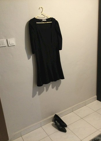 Siyah Midi Keten Elbise, Tek Renk, Gevşek Kesim - Görsel 2