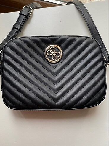 Guess Guess siyah çanta