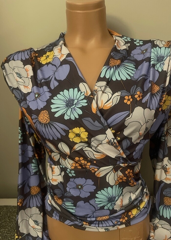 Kruvaze bluz - Görsel 2