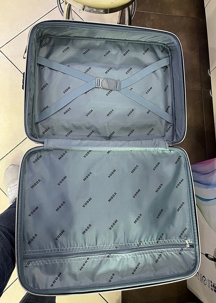 Moda Kilitli El Valizi - Görsel 2