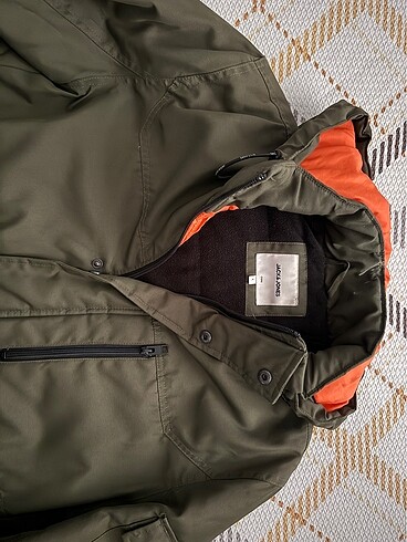 Diğer Jack and Jones kışlık mont haki renk sapasağlam