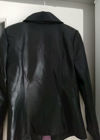 Kadın Siyah Deri Fermuarlı Ceket - Görsel 5