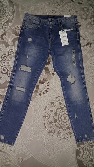 harika Zara kot 