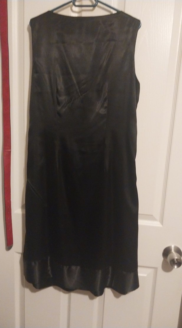 Siyah Uzun V Yakalı Kadın Abiye Elbise - Görsel 2