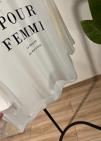 Diğer Baskılı Beyaz Kadın Tişörtü, Rahat Kesim