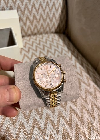 Michael Kors Altın Renkli Klasik Kadın Saati - Görsel 8