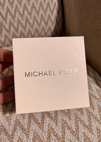 Michael Kors Altın Renkli Klasik Kadın Saati - Görsel 12