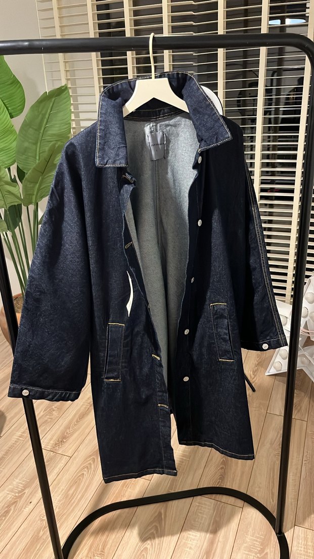 Düğmeli Lacivert Midi Denim Ceket - Görsel 3