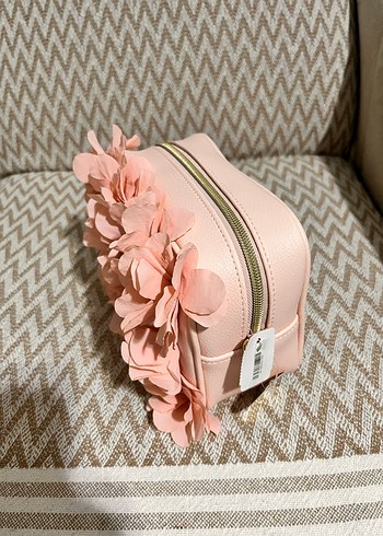 Pembe Çiçekli Fırfırlı Kadın Portföy Çanta - Görsel 2