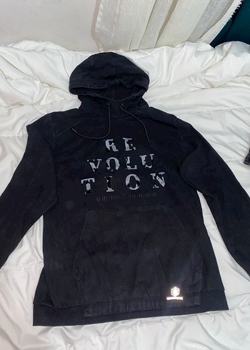 Siyah Kapüşonlu Sweatshirt