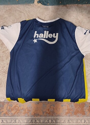 xxl Beden lacivert Renk İki adet Fenerbahçe forması tek forma fiyatına xl ve XXL bedenle