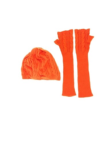 H&M H&M Bere %70 İndirimli.