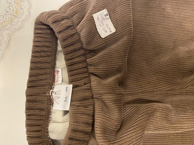 24-36 Ay Beden ZARA KADİFE PANTOLON