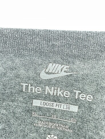 xl Beden gri Renk Nike T-shirt %70 İndirimli.