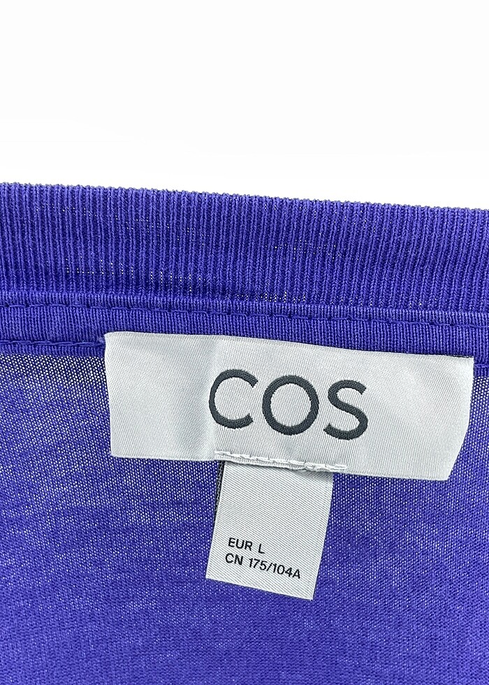Cos T-shirt %70 İndirimli. - Görsel 4