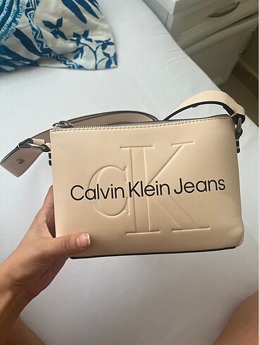 Beden CALVİN KLEİN ÇANTA