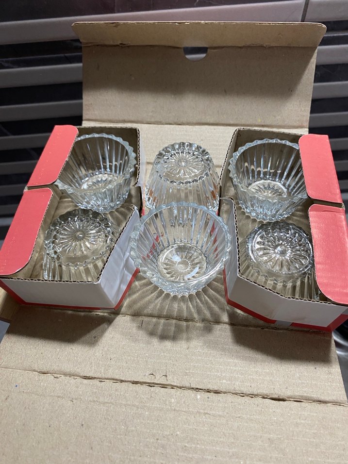 Altı Parça Kırmızı Kutulu Cam reçellik lokumluk - Görsel 2