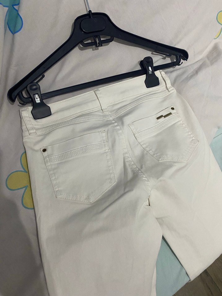 Beyaz Kadın Midi Kot Pantolon - Görsel 3