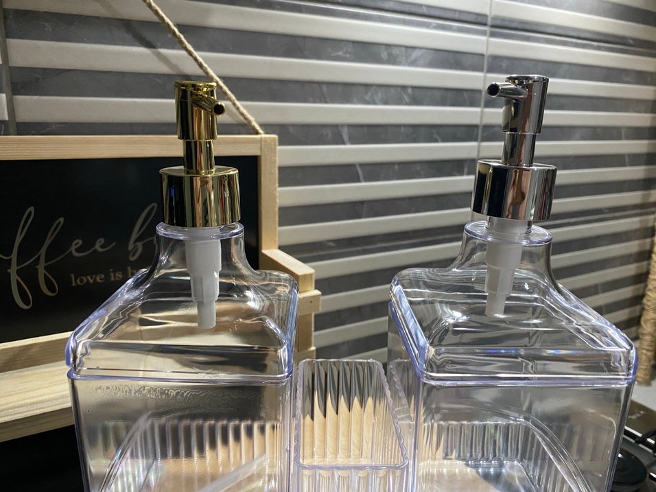 Metal pompalı sıvı sabunluk seti - Görsel 3