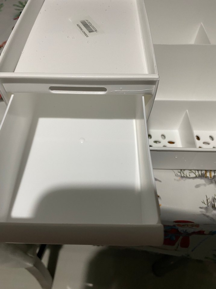 Beyaz Çok Bölmeli Makyaj Organizeri - Görsel 3