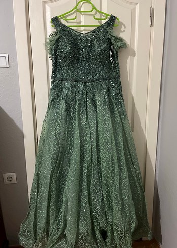 Boncuk İşlemeli Nişan Elbisesi - Görsel 2